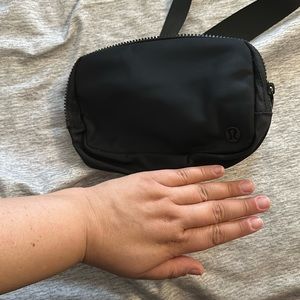 Black lululemon belt bag